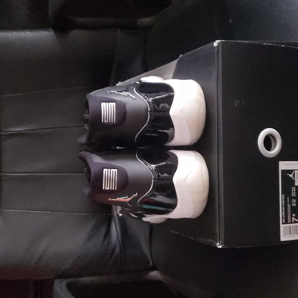 AIR JORDAN 11 RETRO 'Jubilee/25th Anniversary' 2020 - Picture 7 of 14